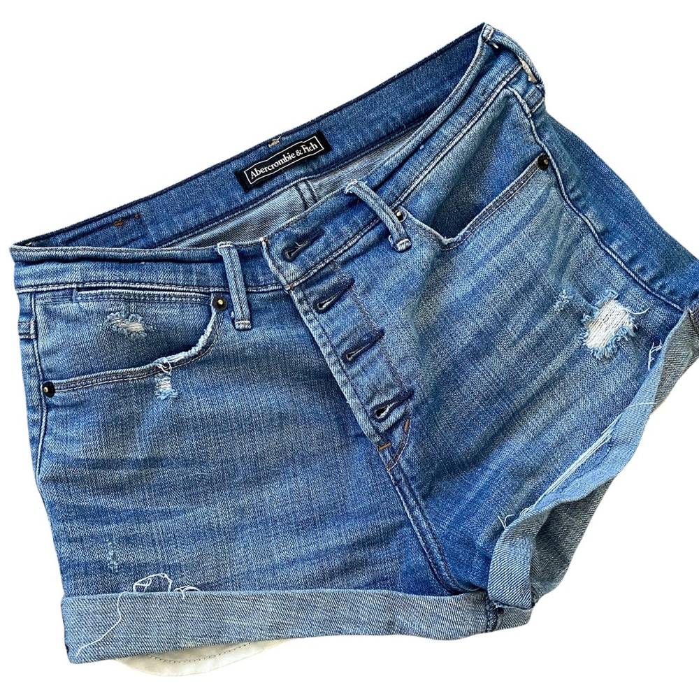 Abercrombie & Fitch jean shorts! Size 26